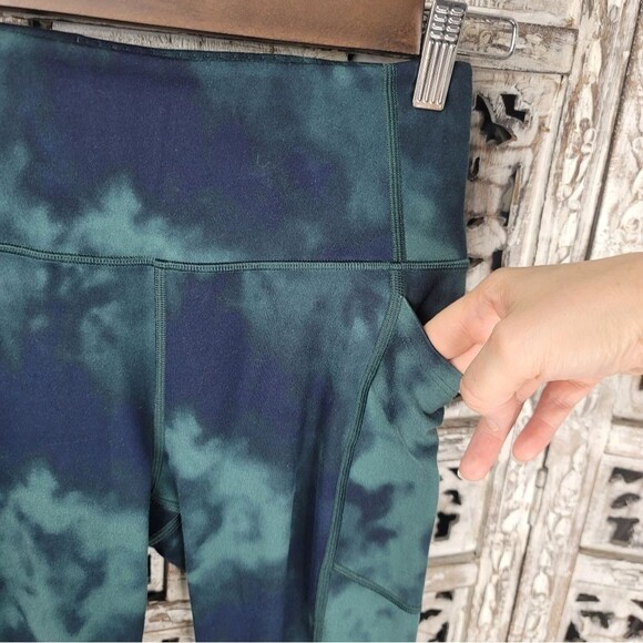 Victoria's Secret Green Tie Dyed athletic Leggings Side Pockets Womens Size Sm - Picture 6 of 13